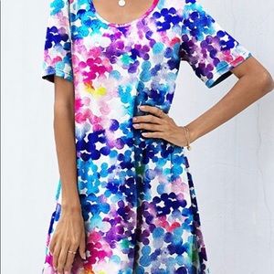 Blue & Pink Abstract Short-Sleeve
Shift Dress XL
